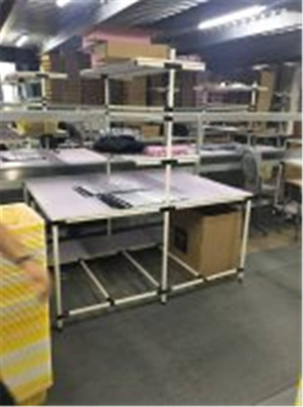 单挂板铁板工作台工具配置指南：按操作类型与承重做选配决策