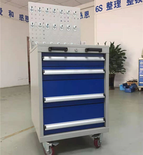 工具车